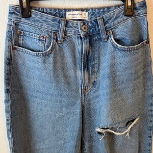 Abercrombie Curve Love The Loose High Rise Jean 27S